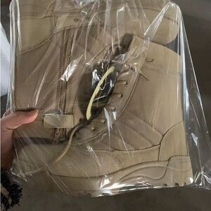 Timber land boot black and brown